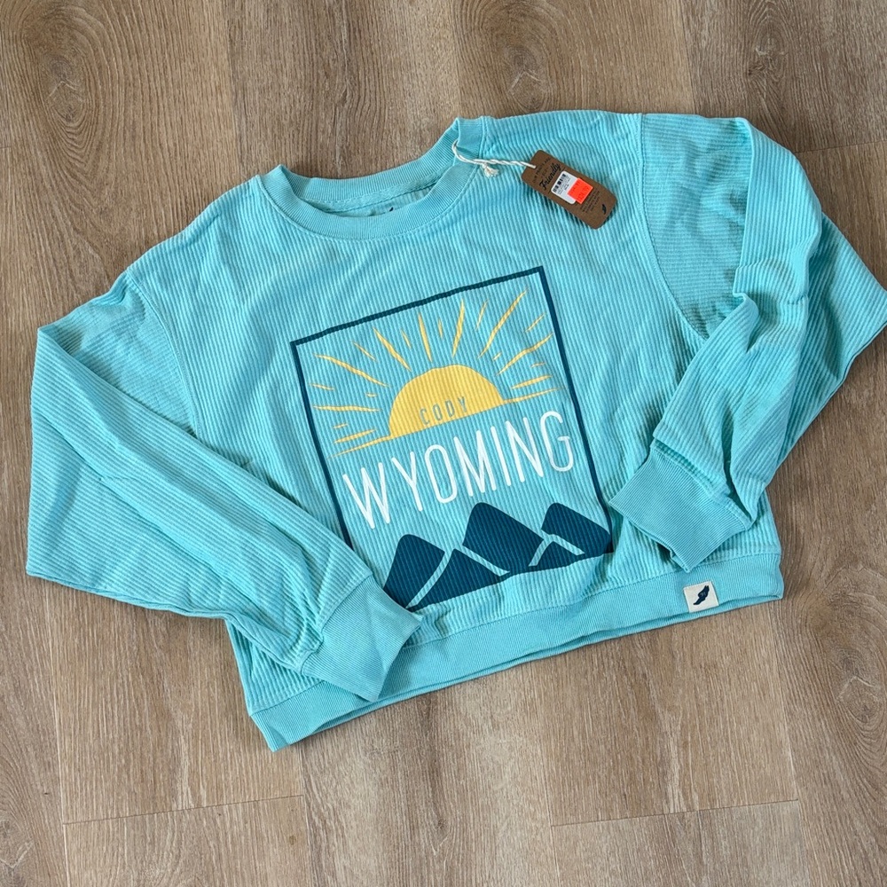NWT Wyoming Graphic Cropped Sweatshirt